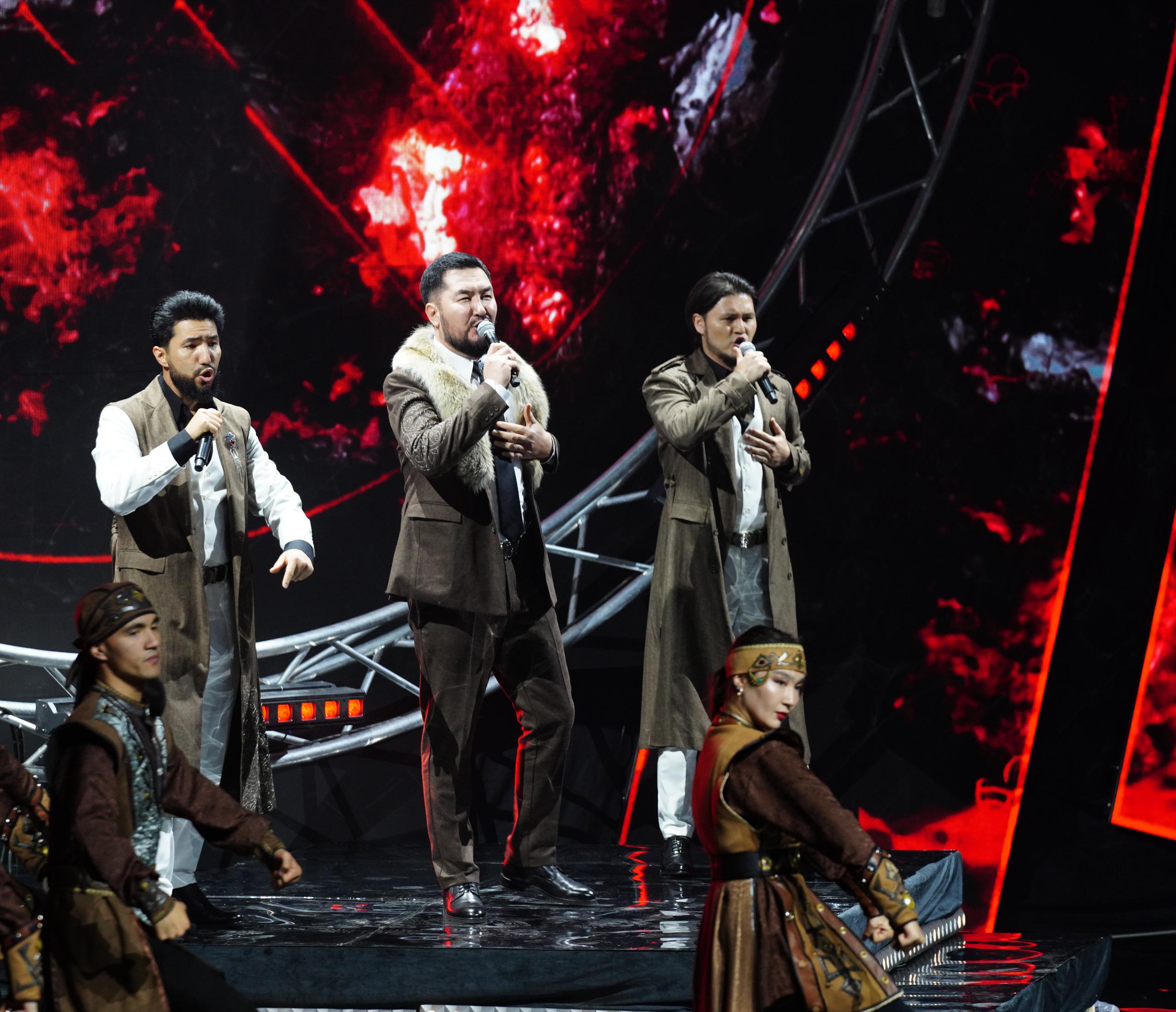 Лифтте анамен жыныстық қатынас